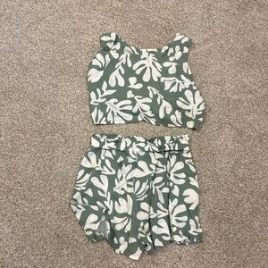 Green and White Leaf Print Crop Top and Shorts Set